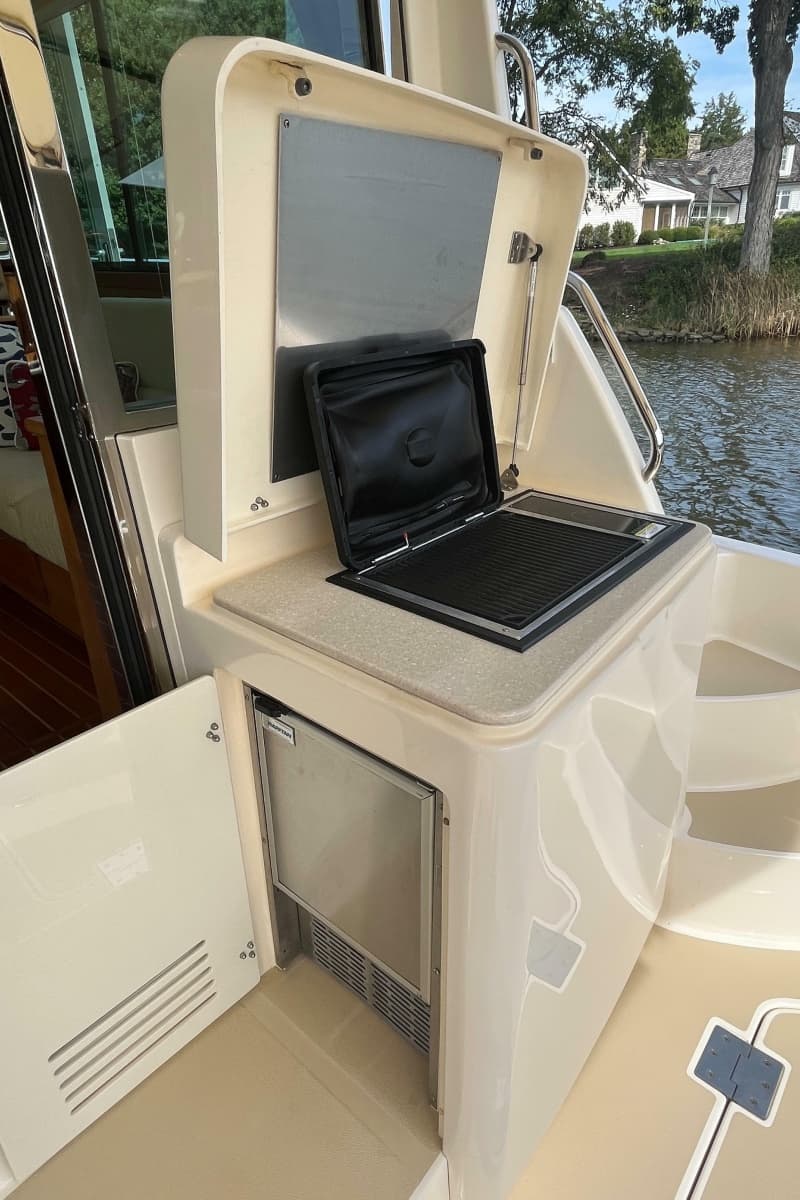 2012 Sabre 42 Salon Express - Photo 12