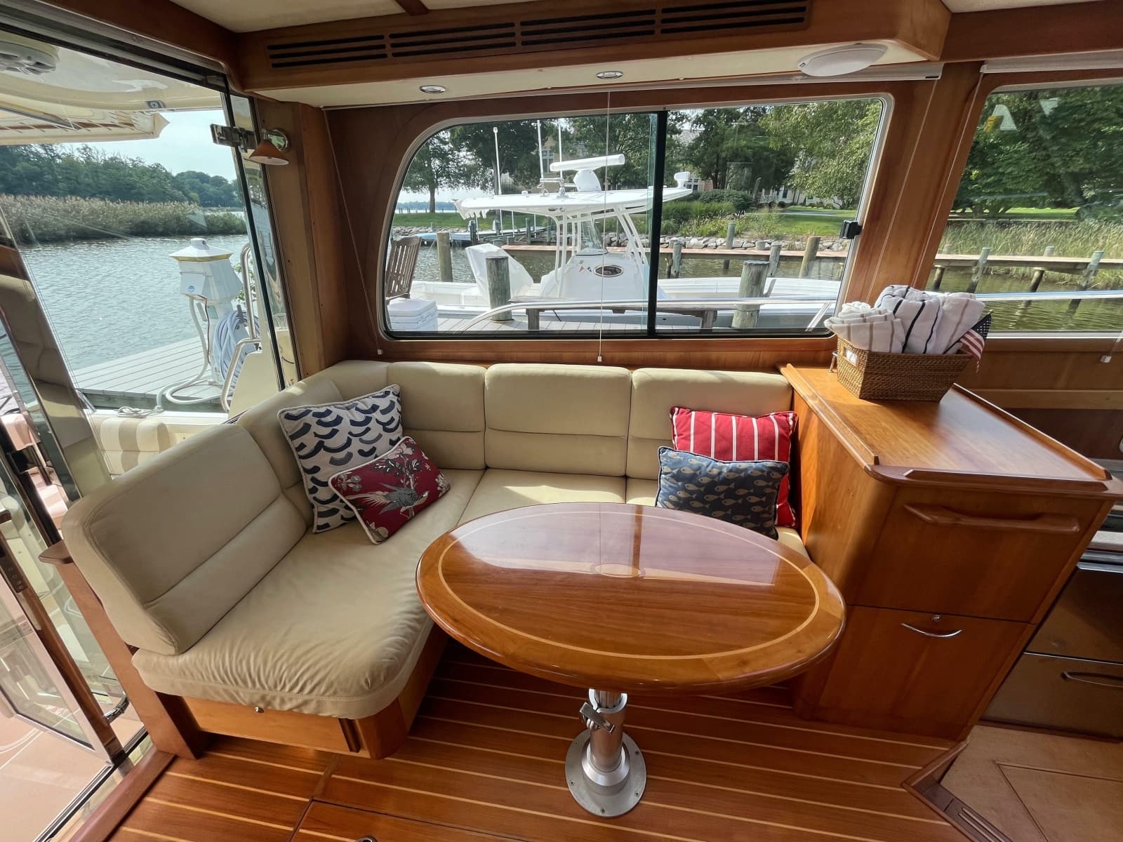 2012 Sabre 42 Salon Express - Photo 2