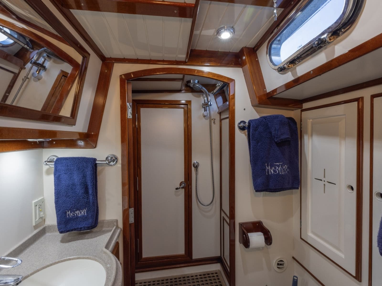 2001 Lyman-Morse Fontaine Custom 63 Pilothouse Sloop - Photo 19