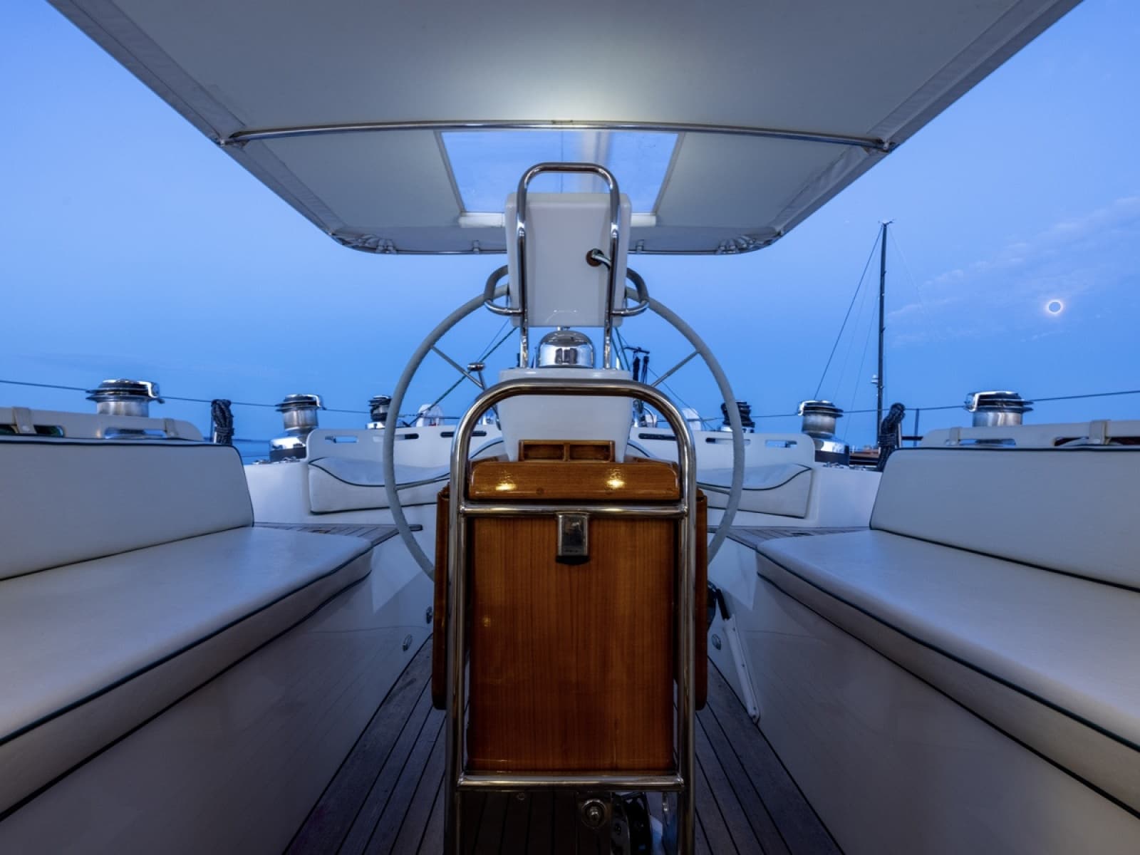 2001 Lyman-Morse Fontaine Custom 63 Pilothouse Sloop - Photo 4