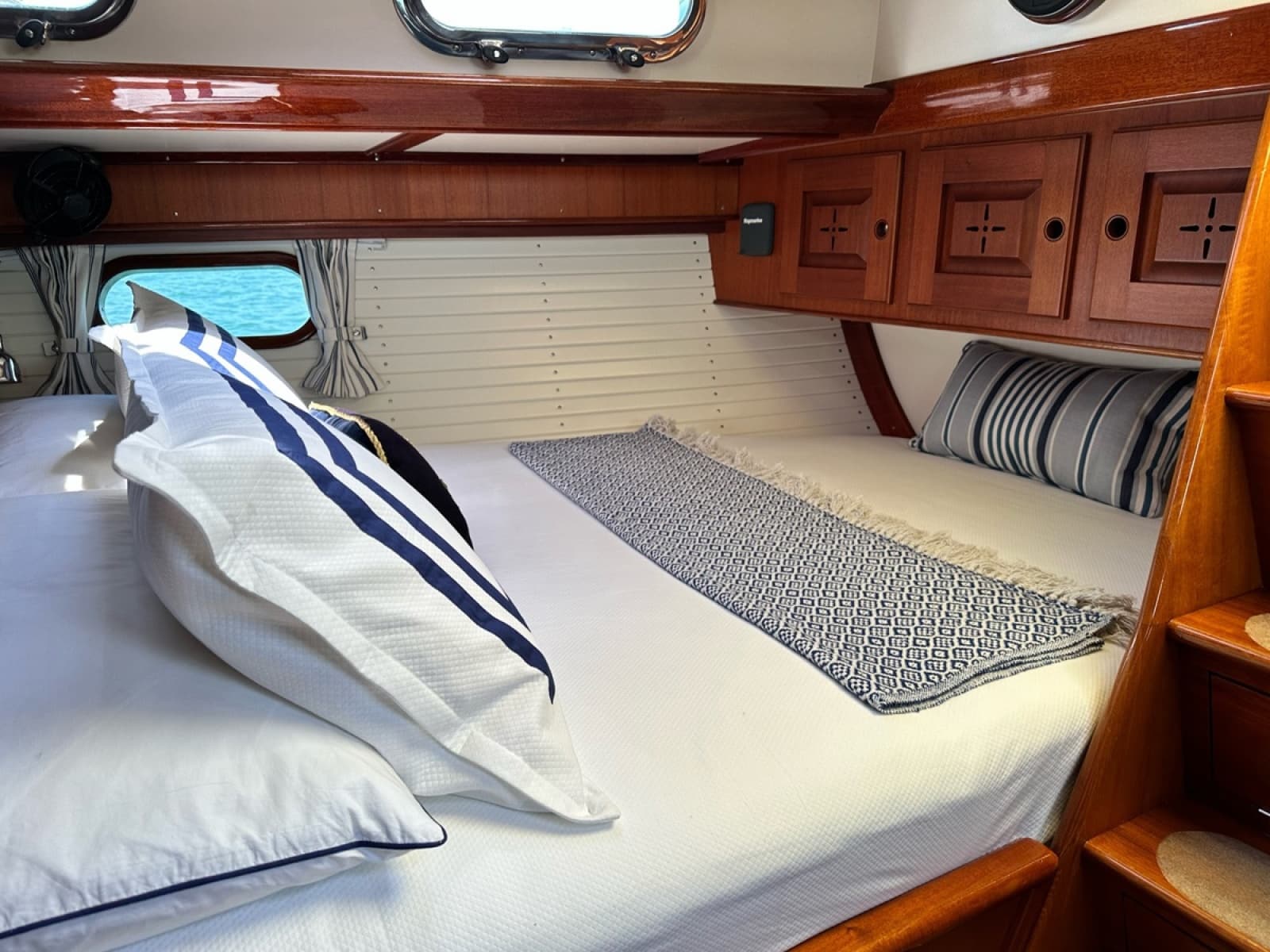 2001 Lyman-Morse Fontaine Custom 63 Pilothouse Sloop - Photo 17