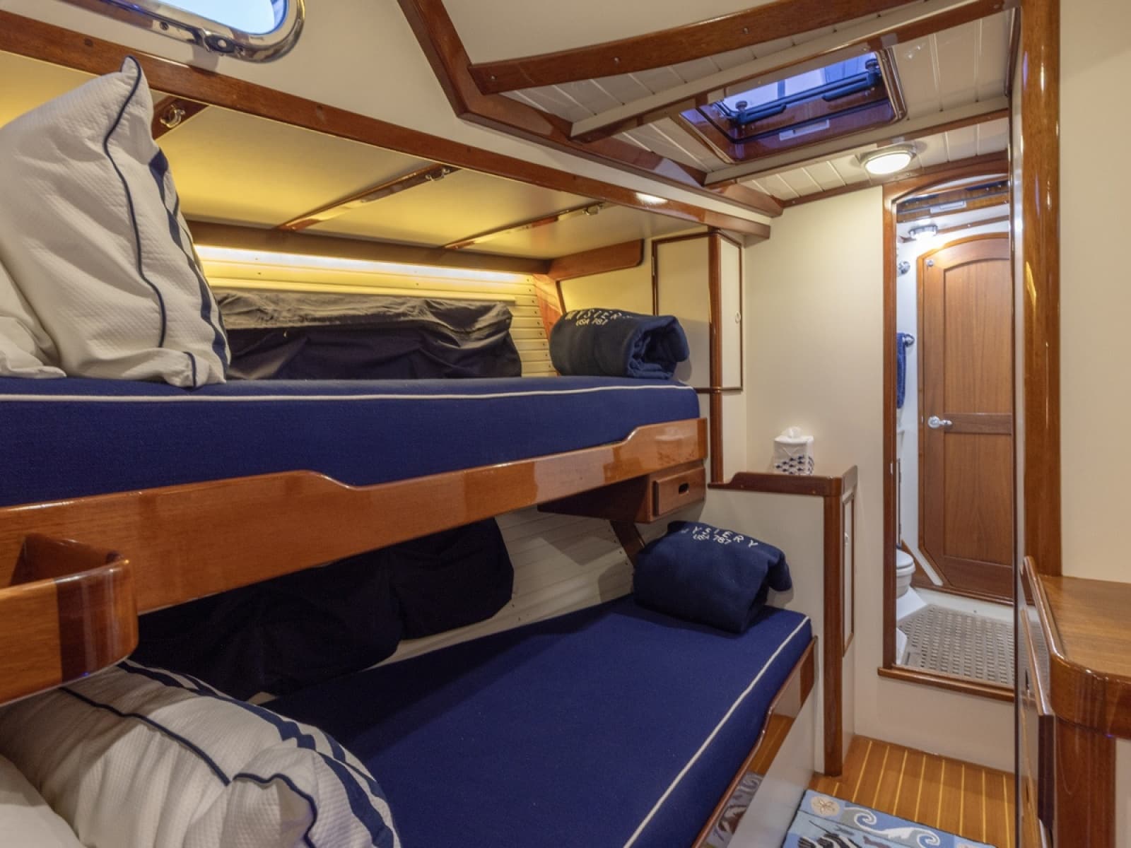 2001 Lyman-Morse Fontaine Custom 63 Pilothouse Sloop - Photo 21