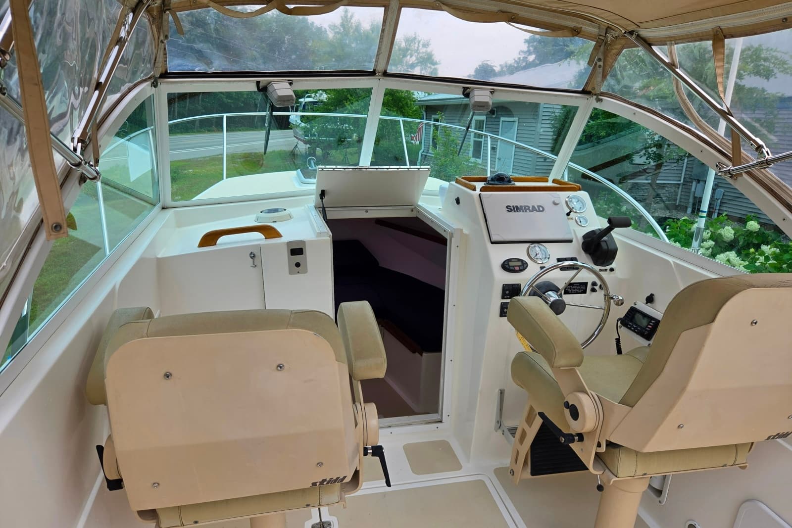 2004 Hunt Yachts Surfhunter 25 - Photo 16