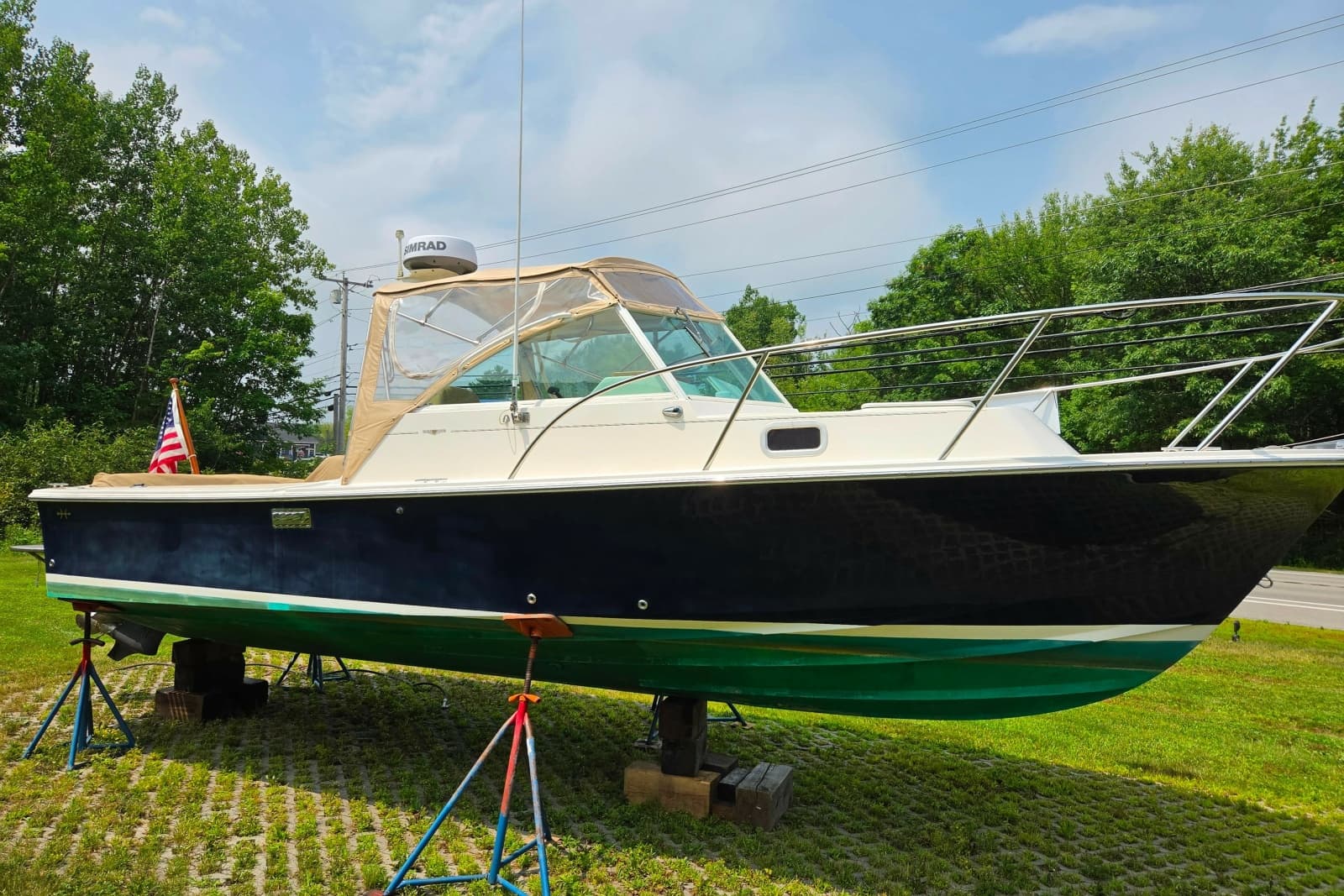 2004 Hunt Yachts Surfhunter 25 - Photo 1
