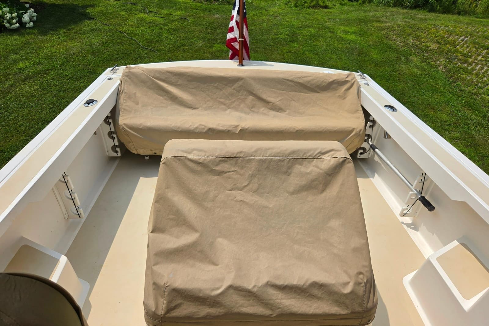 2004 Hunt Yachts Surfhunter 25 - Photo 9