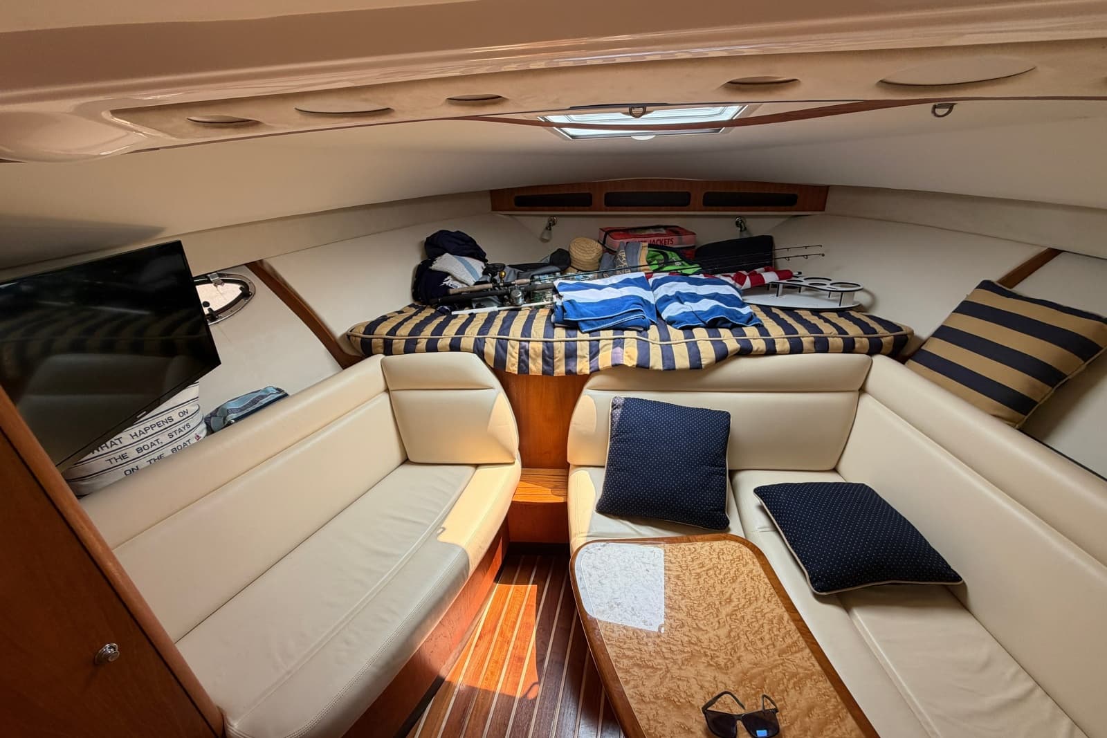 2008 Tiara Yachts 3000 - Photo 16