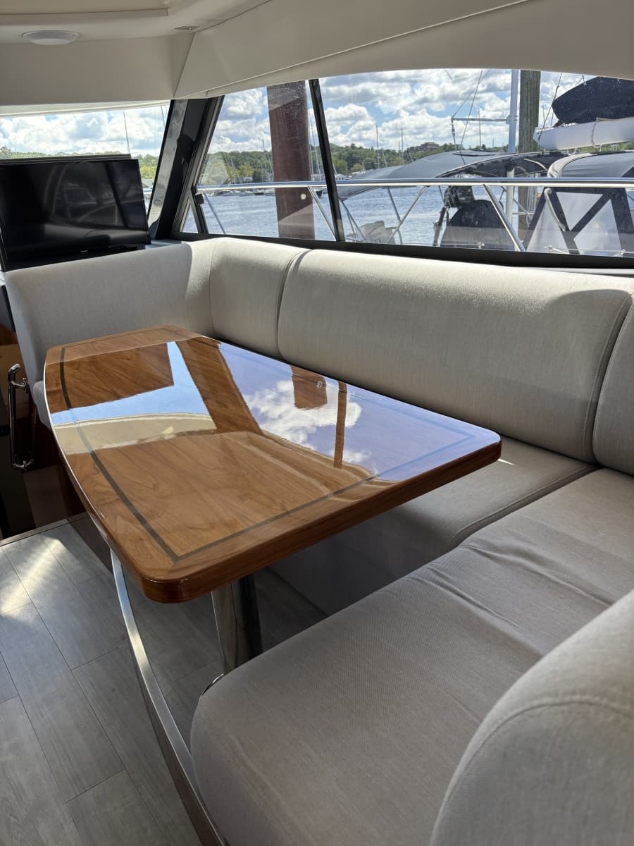 2020 Riviera 4800 Sport Yacht - Photo 29