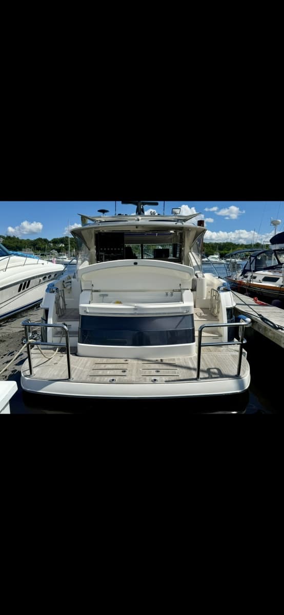2020 Riviera 4800 Sport Yacht - Photo 10