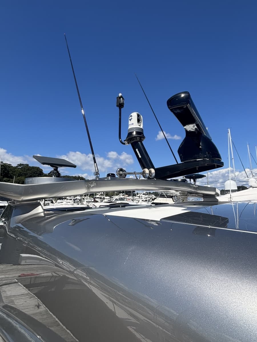 2020 Riviera 4800 Sport Yacht - Photo 8