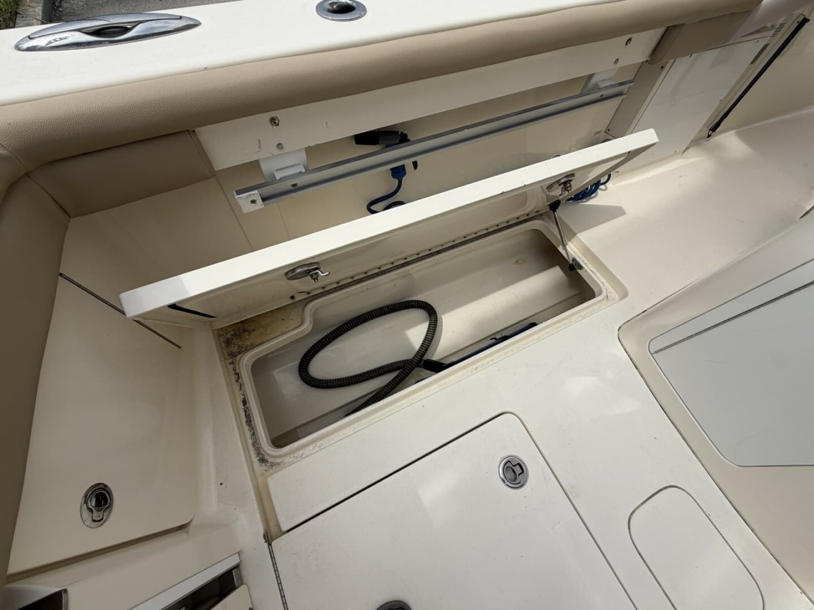 2014 Scout 320 LXF - Photo 30