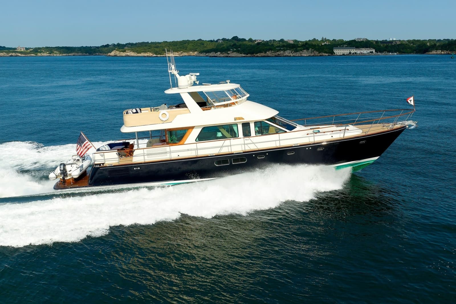 2016 Hunt Yachts 72 Flybridge - Photo 76