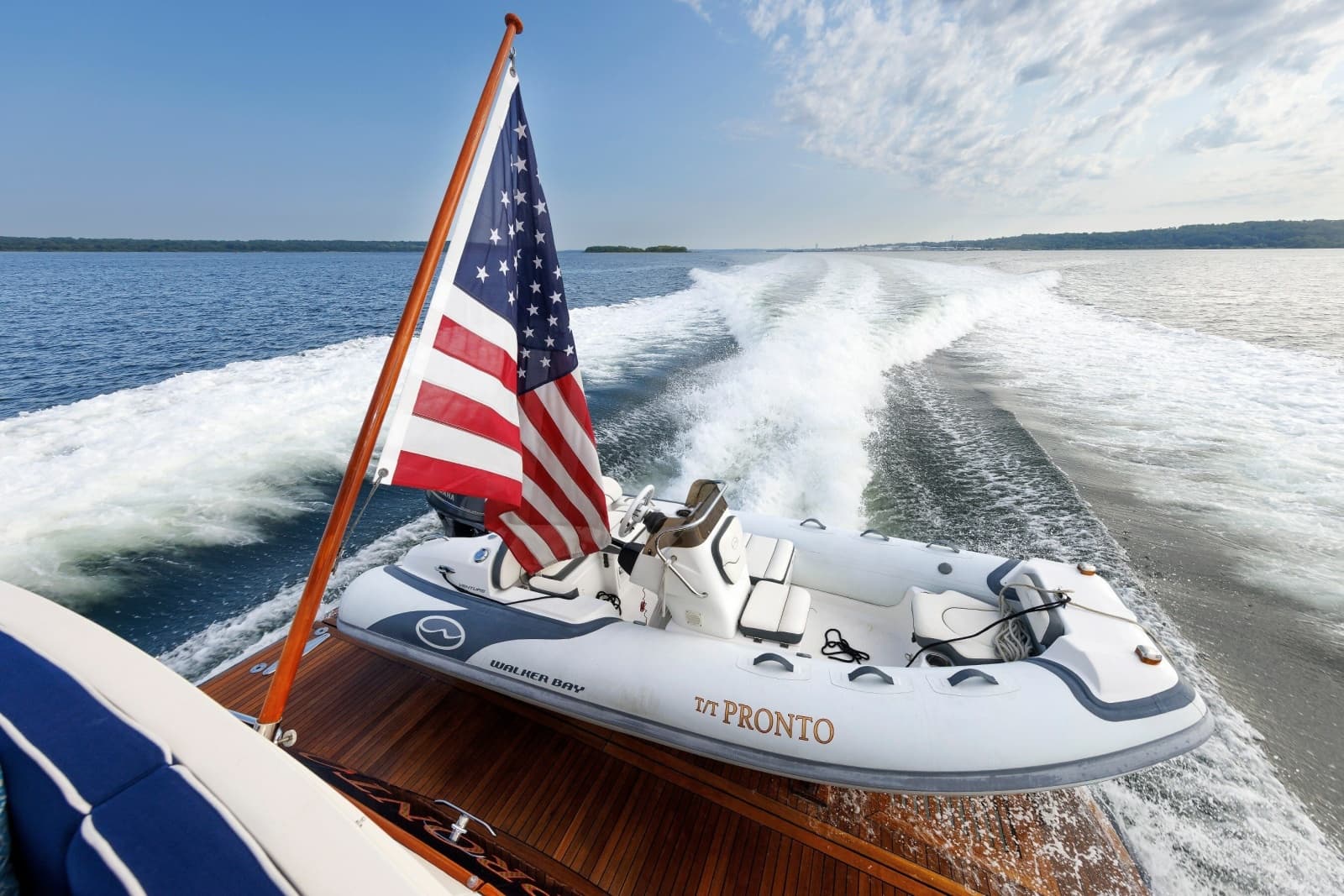 2016 Hunt Yachts 72 Flybridge - Photo 41
