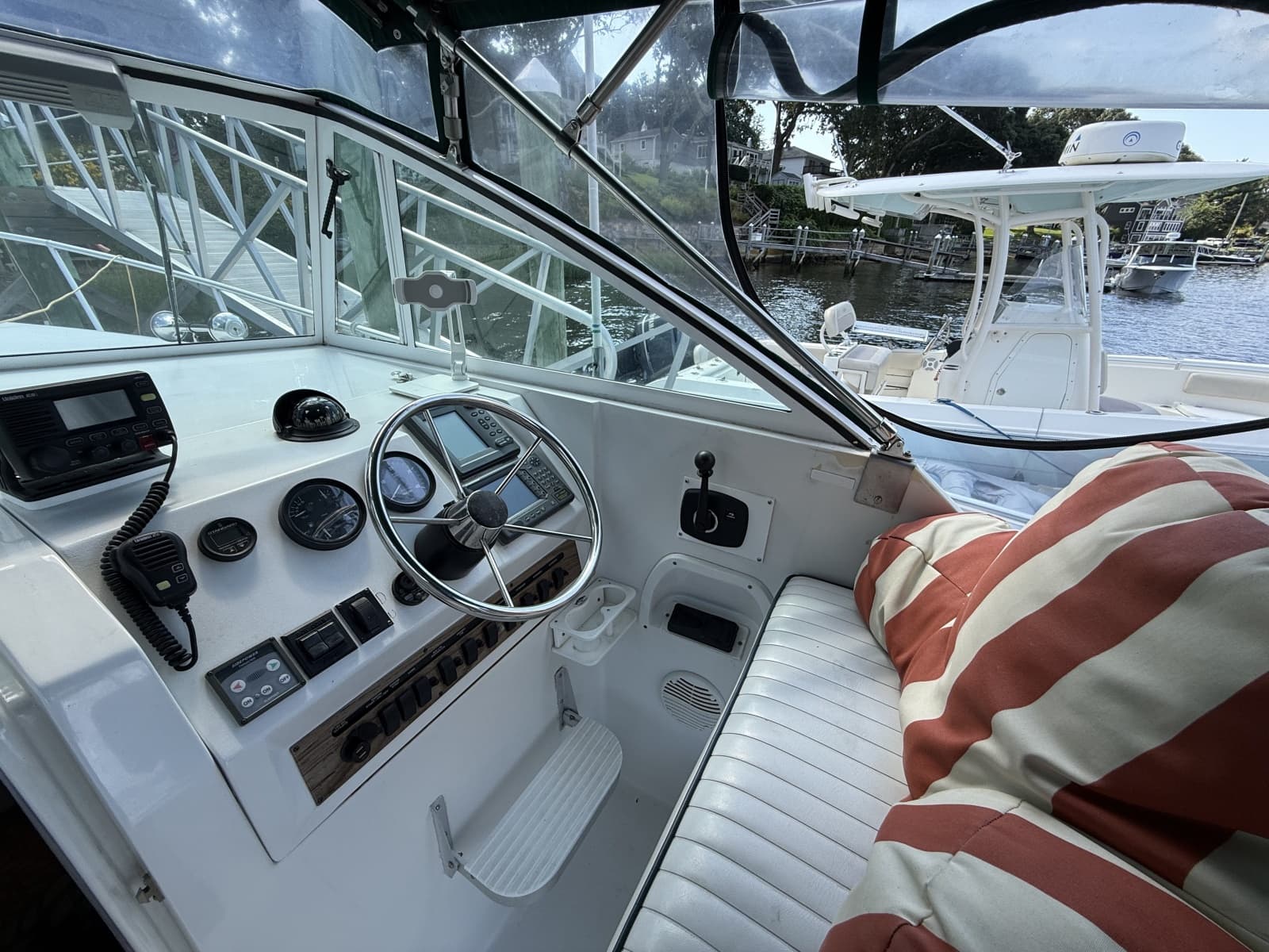 2000 Mainship  - Photo 15