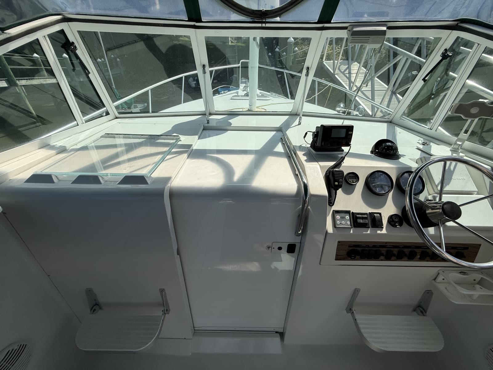 2000 Mainship  - Photo 14