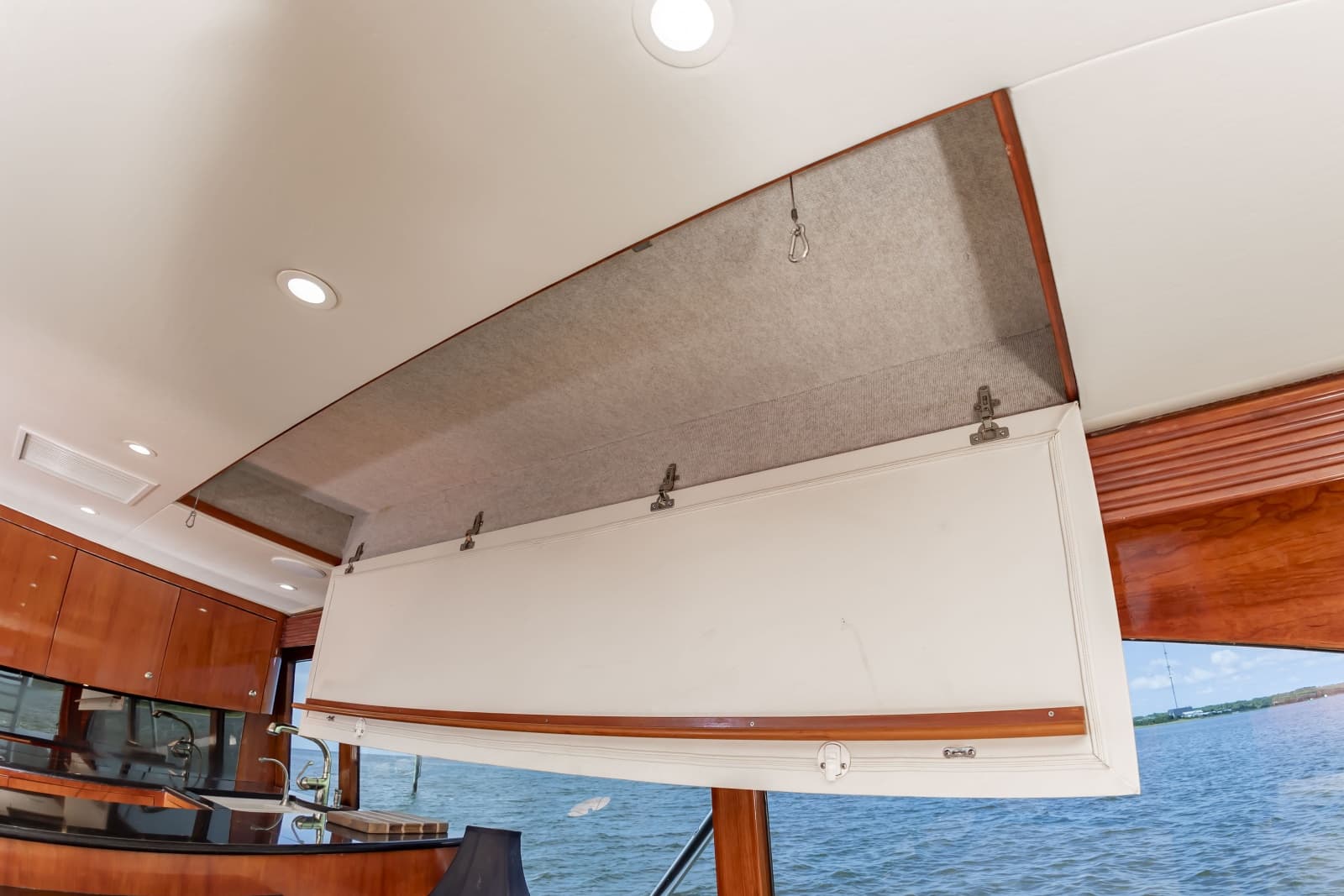 2002 Buddy Davis 70 Sportfisherman - Photo 44