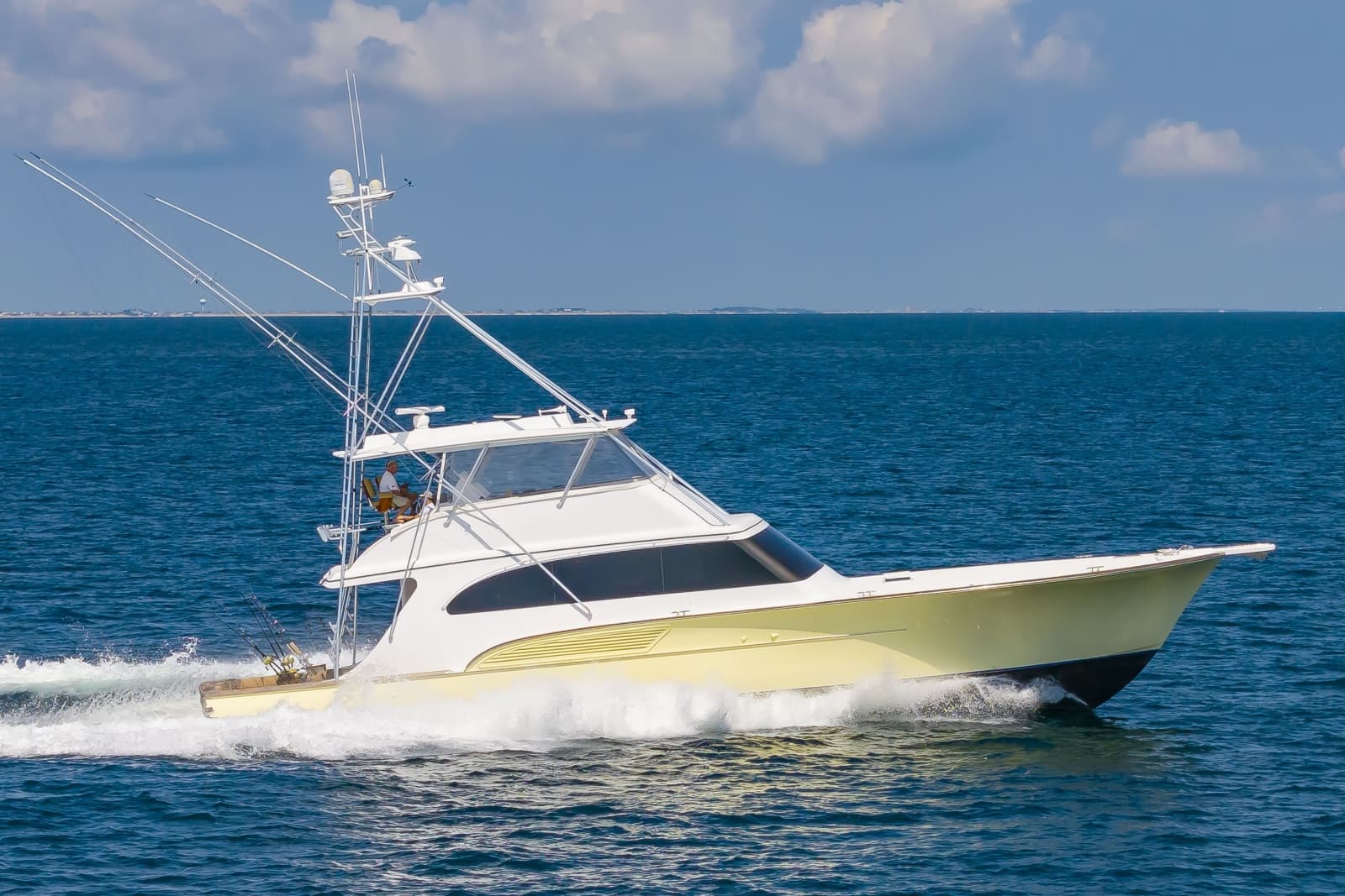 2002 Buddy Davis 70 Sportfisherman - Photo 9