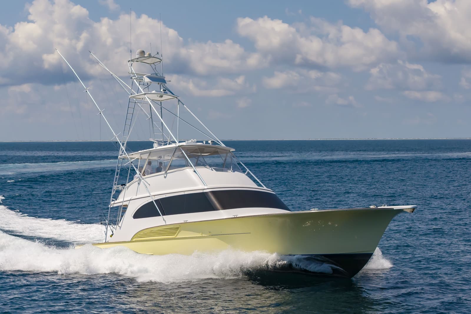 2002 Buddy Davis 70 Sportfisherman - Photo 13