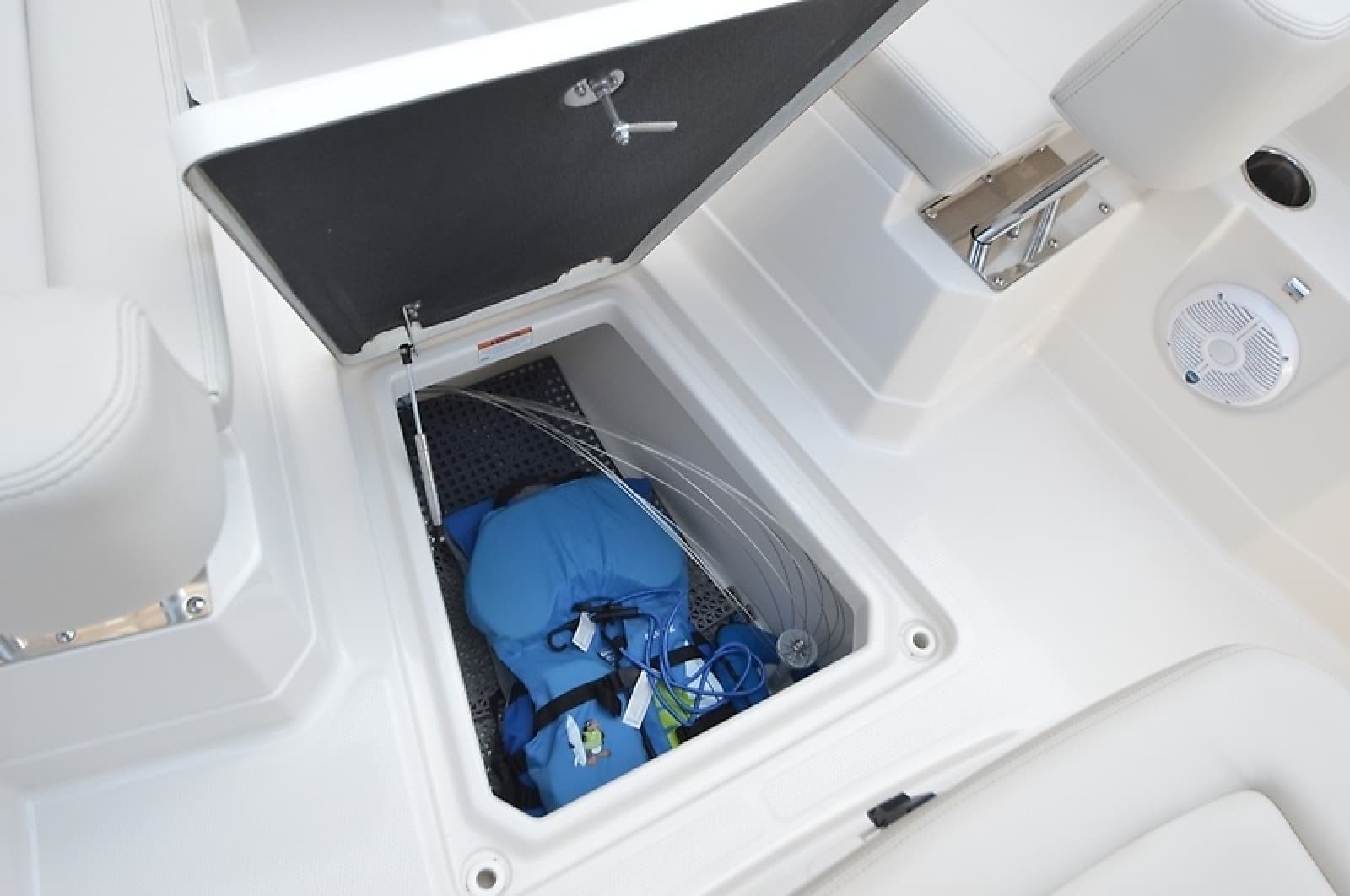 2022 Sailfish 272 CC - Photo 18