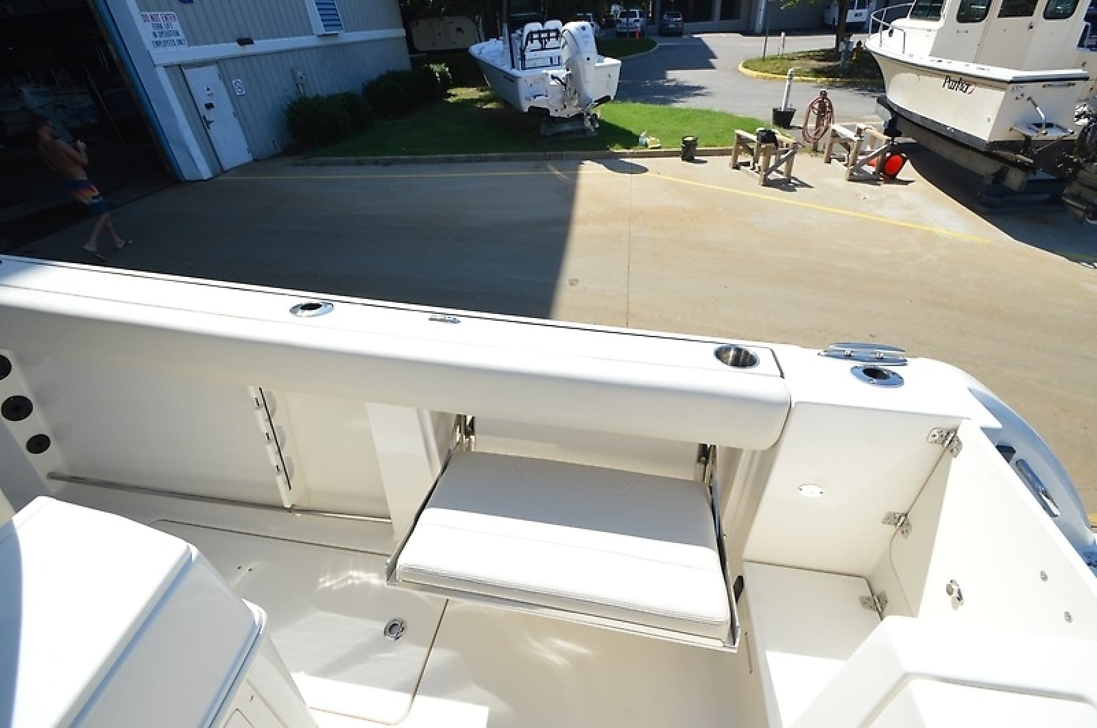 2022 Sailfish 272 CC - Photo 11