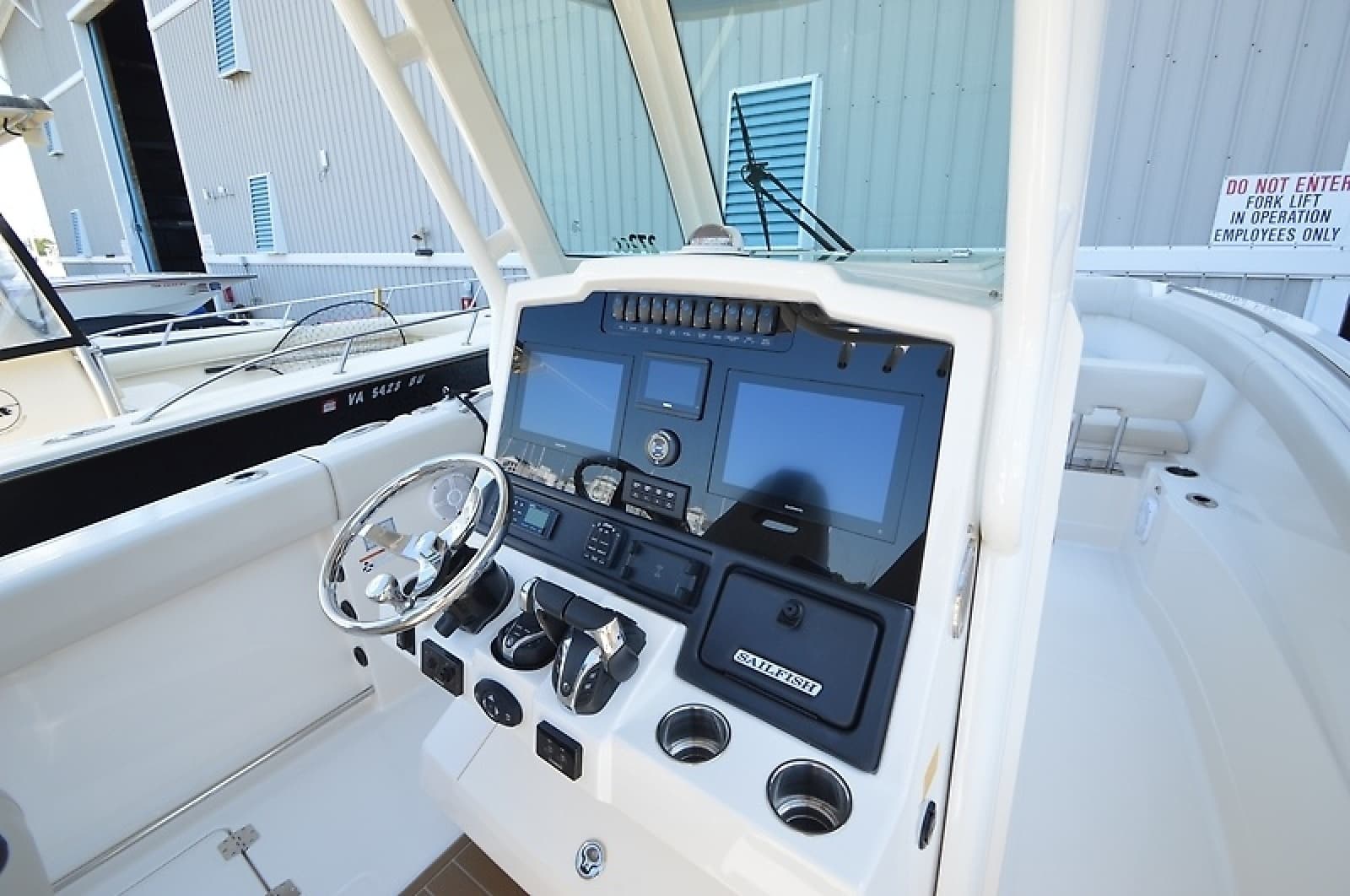 2022 Sailfish 272 CC - Photo 7