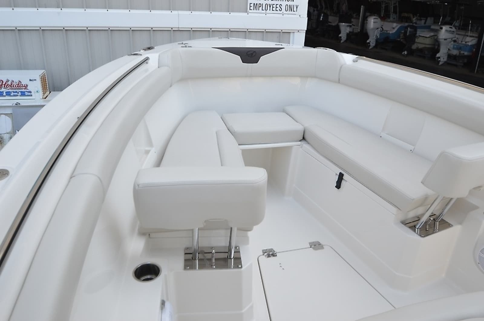 2022 Sailfish 272 CC - Photo 17