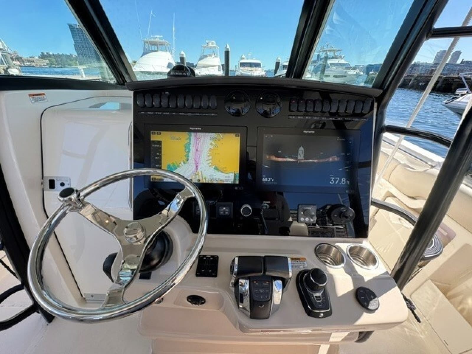 2021 Boston Whaler 380 Outrage - Photo 21