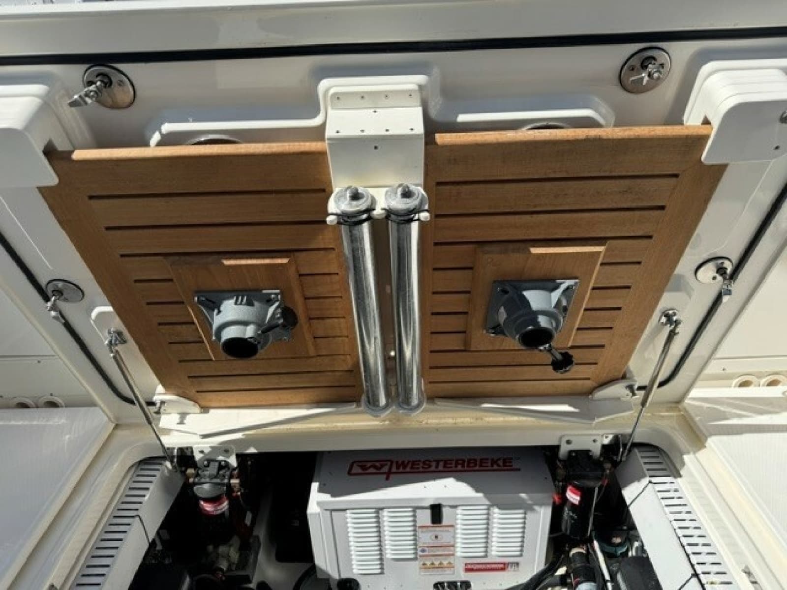 2021 Boston Whaler 380 Outrage - Photo 42