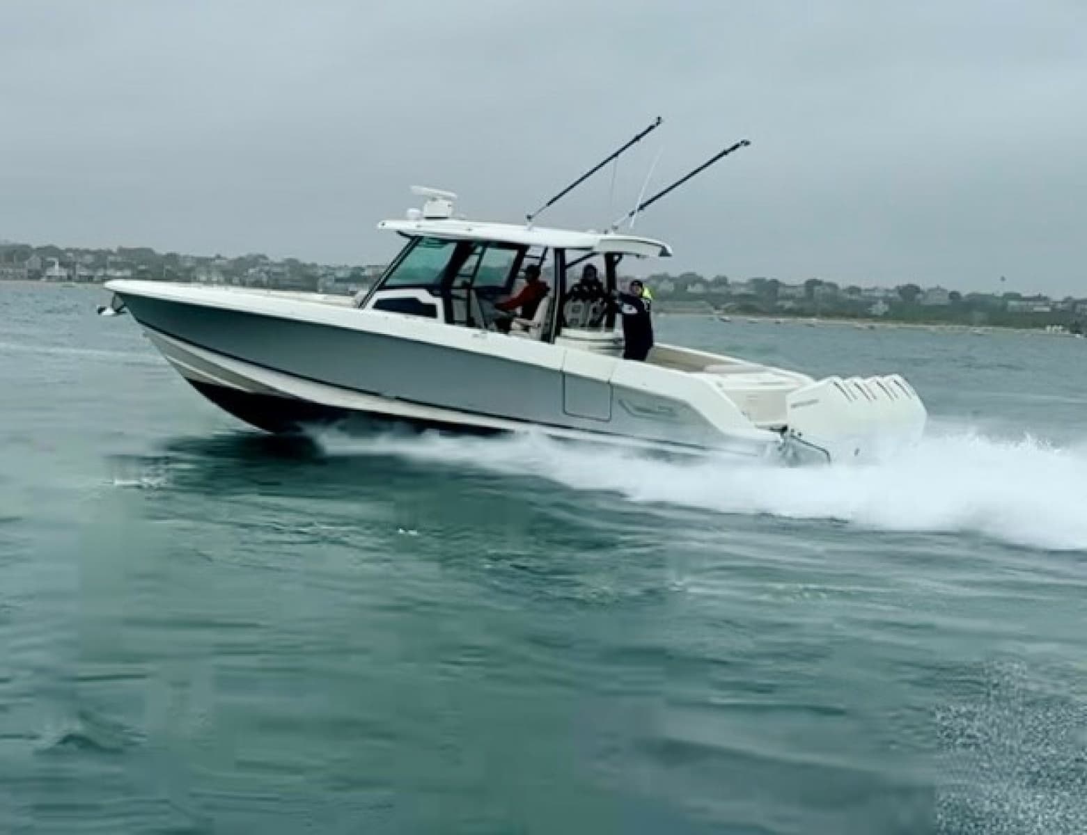 2021 Boston Whaler 380 Outrage - Photo 6
