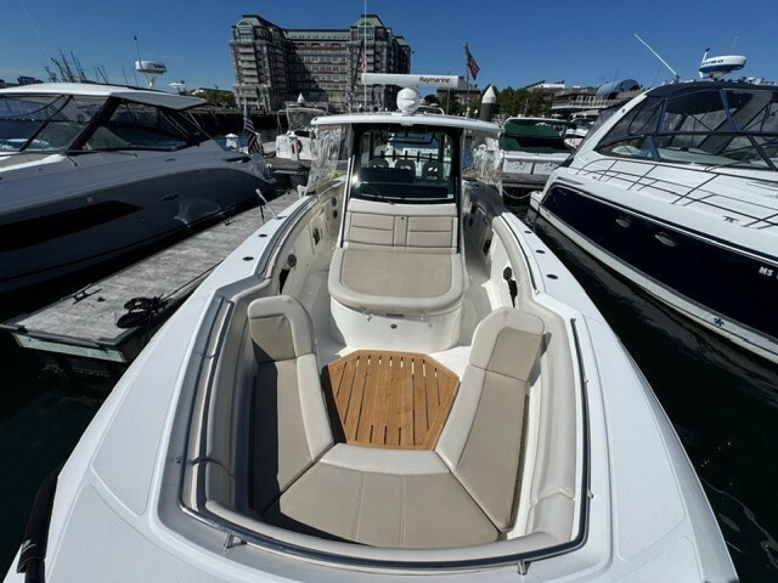 2021 Boston Whaler 380 Outrage - Photo 27