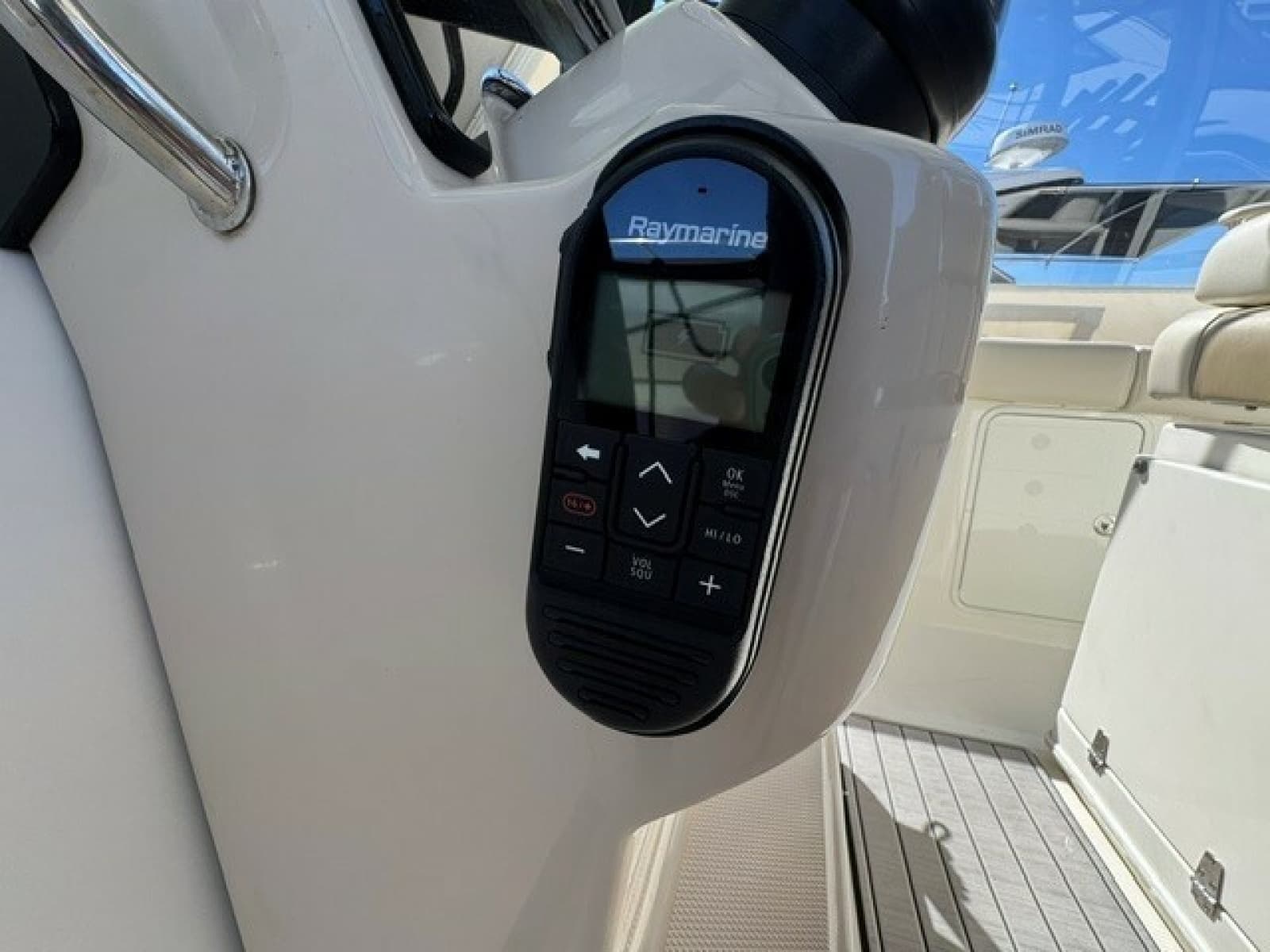 2021 Boston Whaler 380 Outrage - Photo 24
