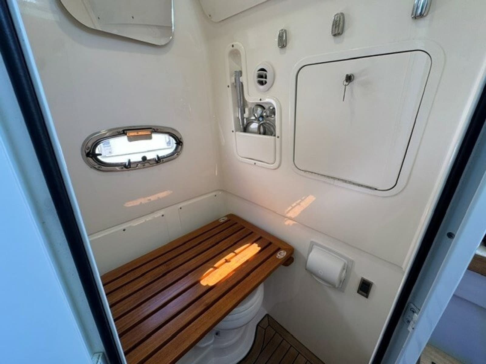 2021 Boston Whaler 380 Outrage - Photo 36