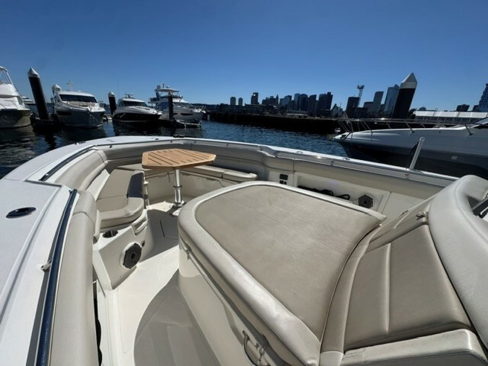 2021 Boston Whaler 380 Outrage - Photo 26