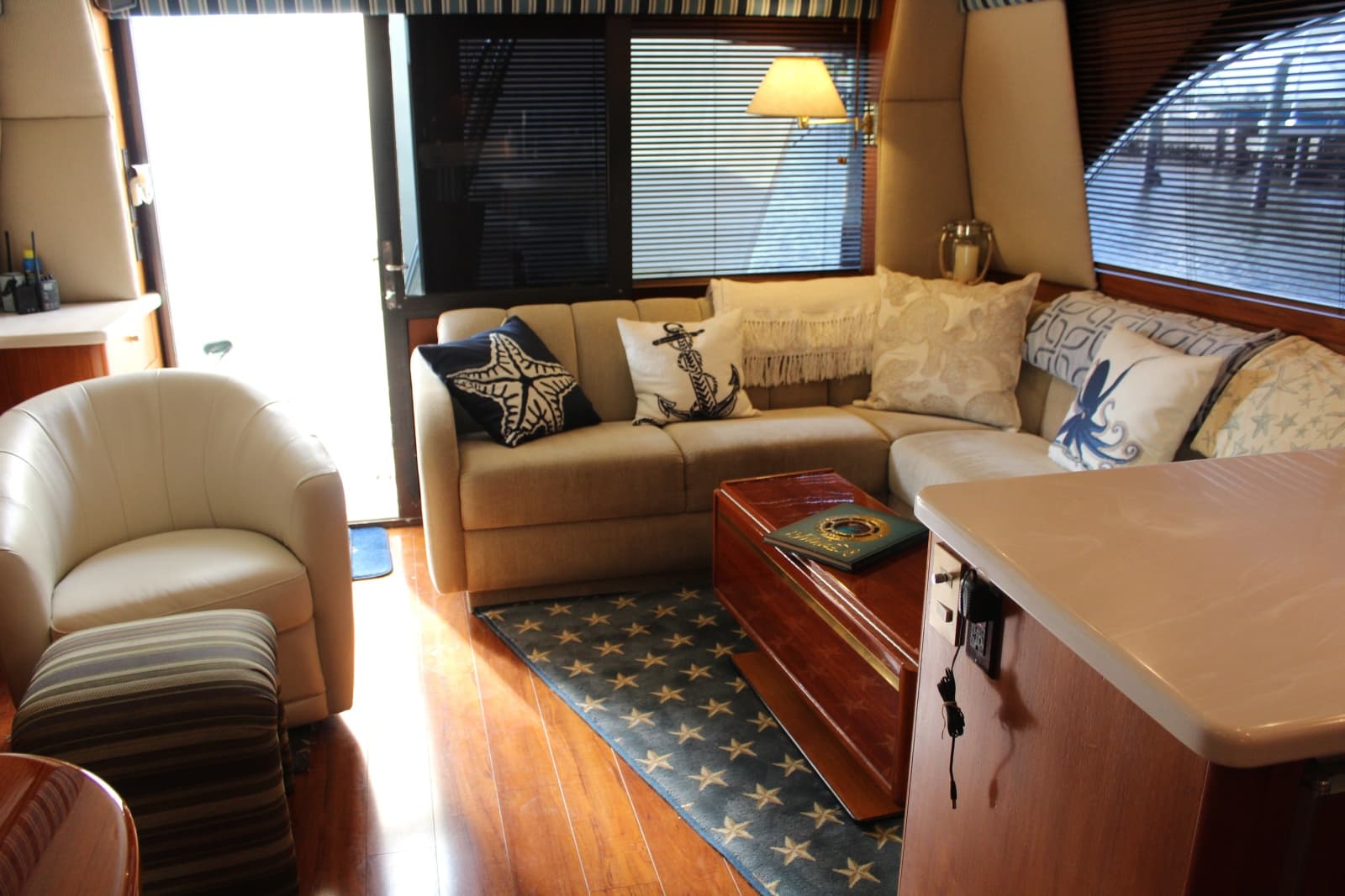 1997 Ocean Yachts  - Photo 10