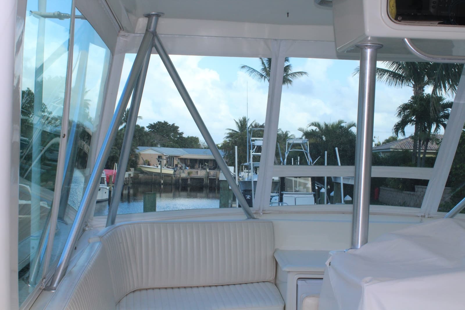 1997 Ocean Yachts  - Photo 26