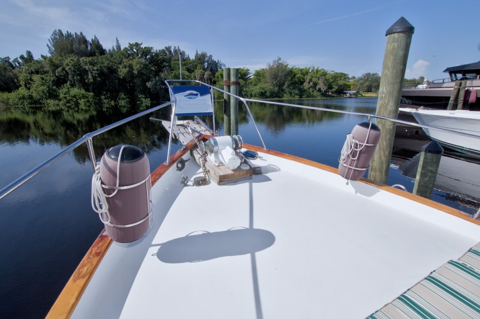 1980 Kadey-Krogen 42 Trawler - Photo 28