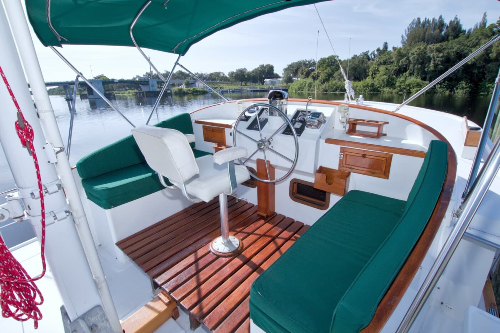 1980 Kadey-Krogen 42 Trawler - Photo 15