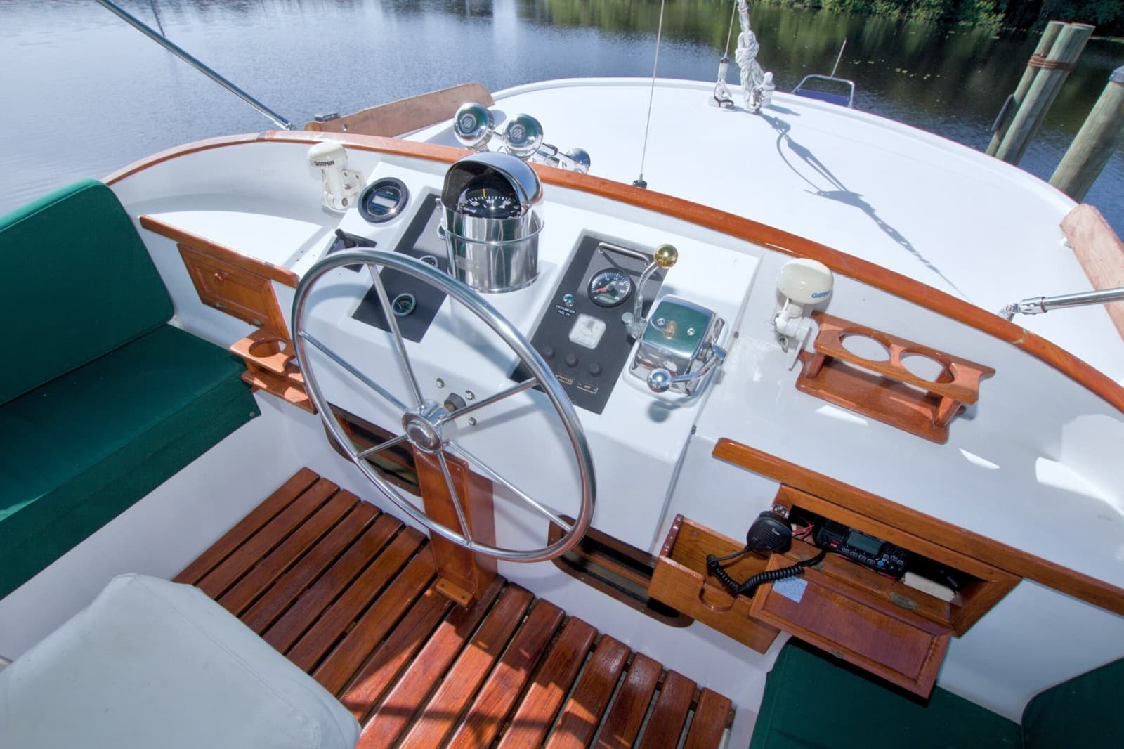 1980 Kadey-Krogen 42 Trawler - Photo 17