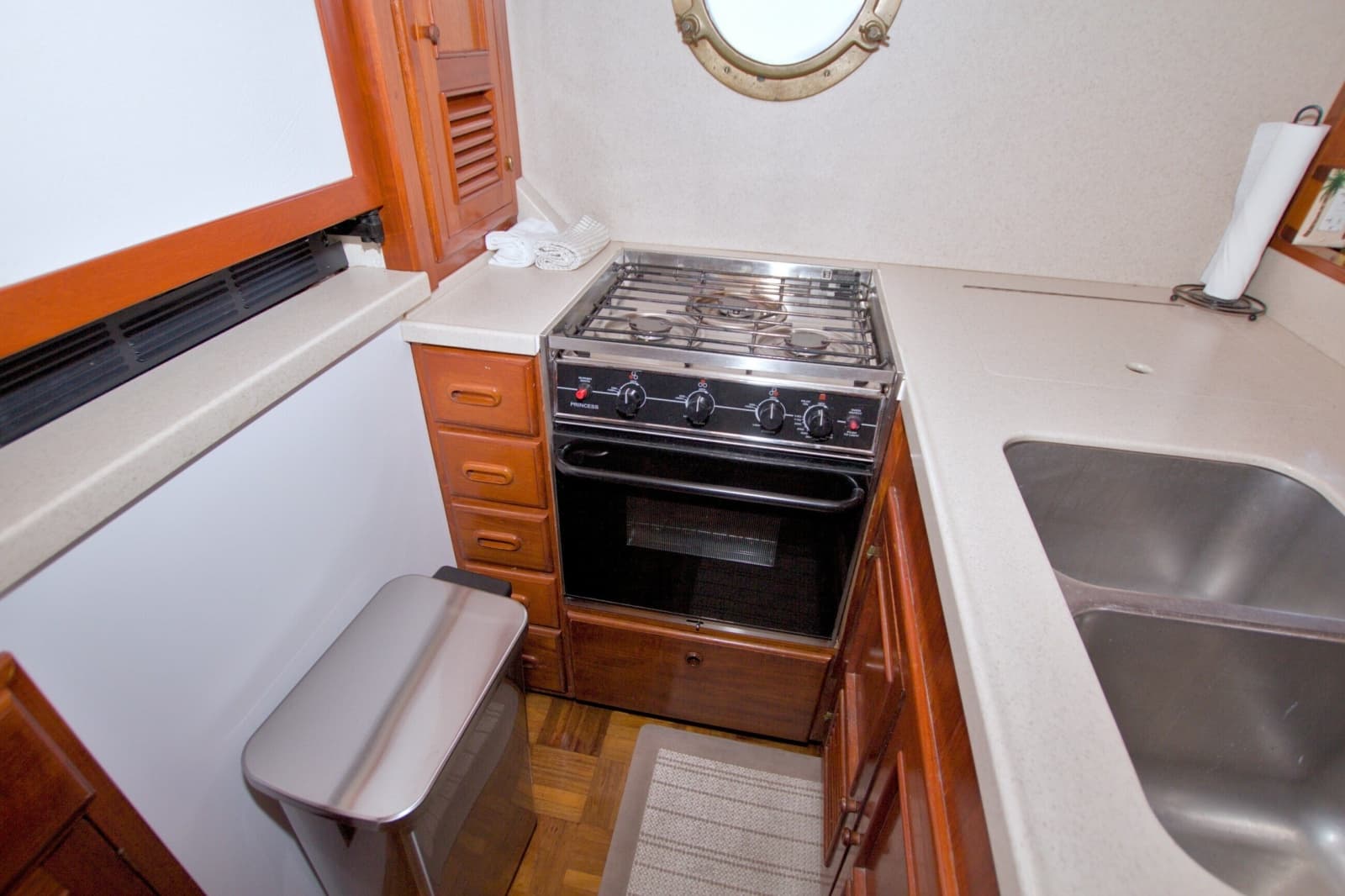 1980 Kadey-Krogen 42 Trawler - Photo 45