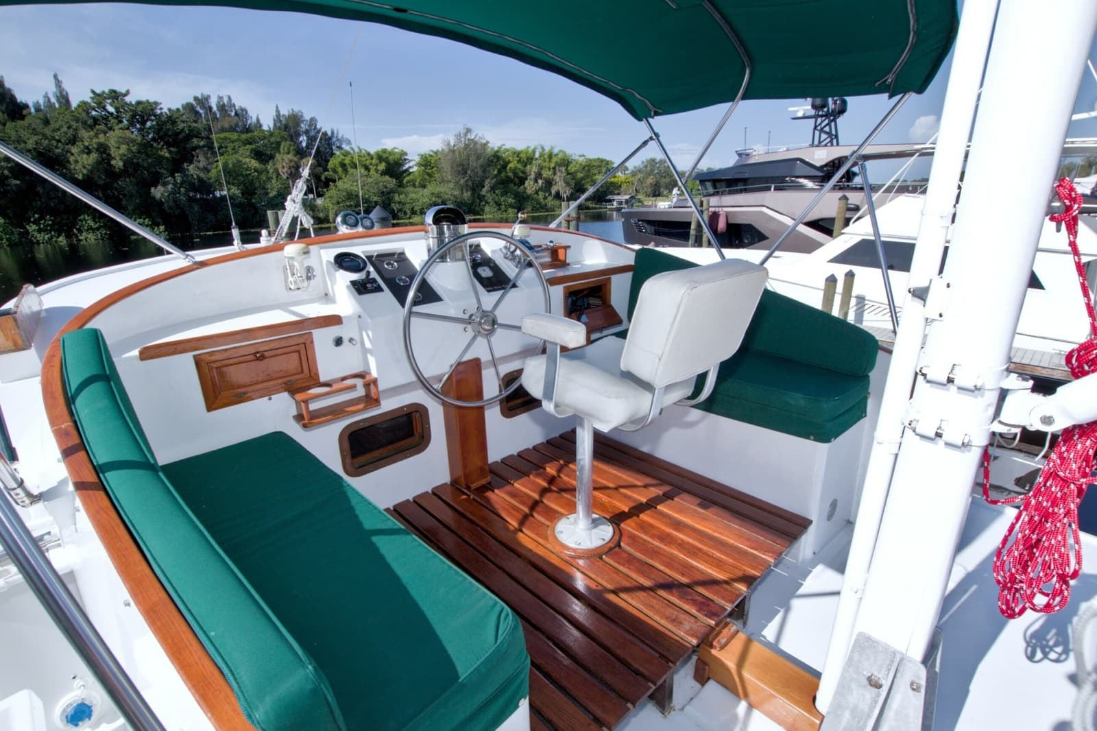 1980 Kadey-Krogen 42 Trawler - Photo 19