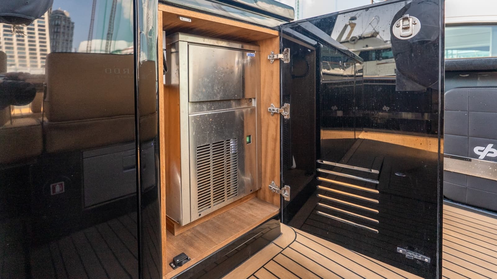 2023 Pardo Yachts 43 - Photo 23