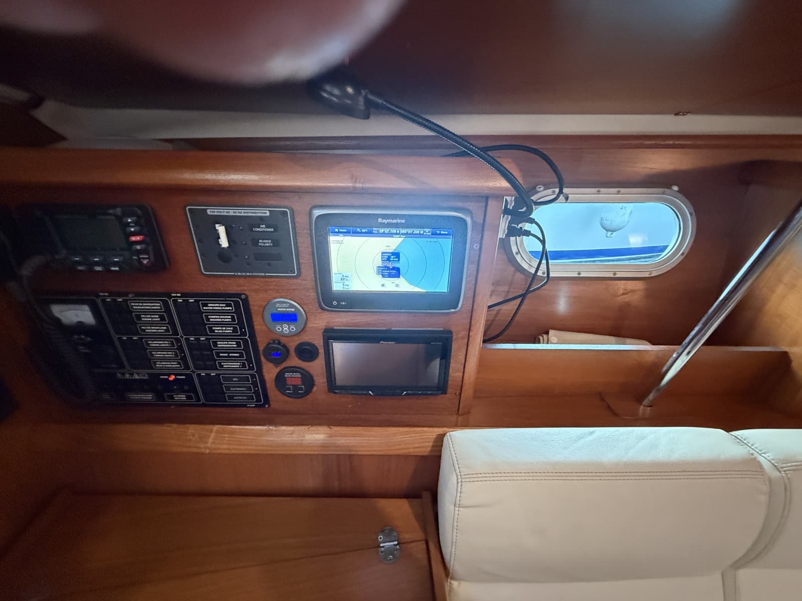 2005 Jeanneau Sun Odyssey 35 - Photo 37