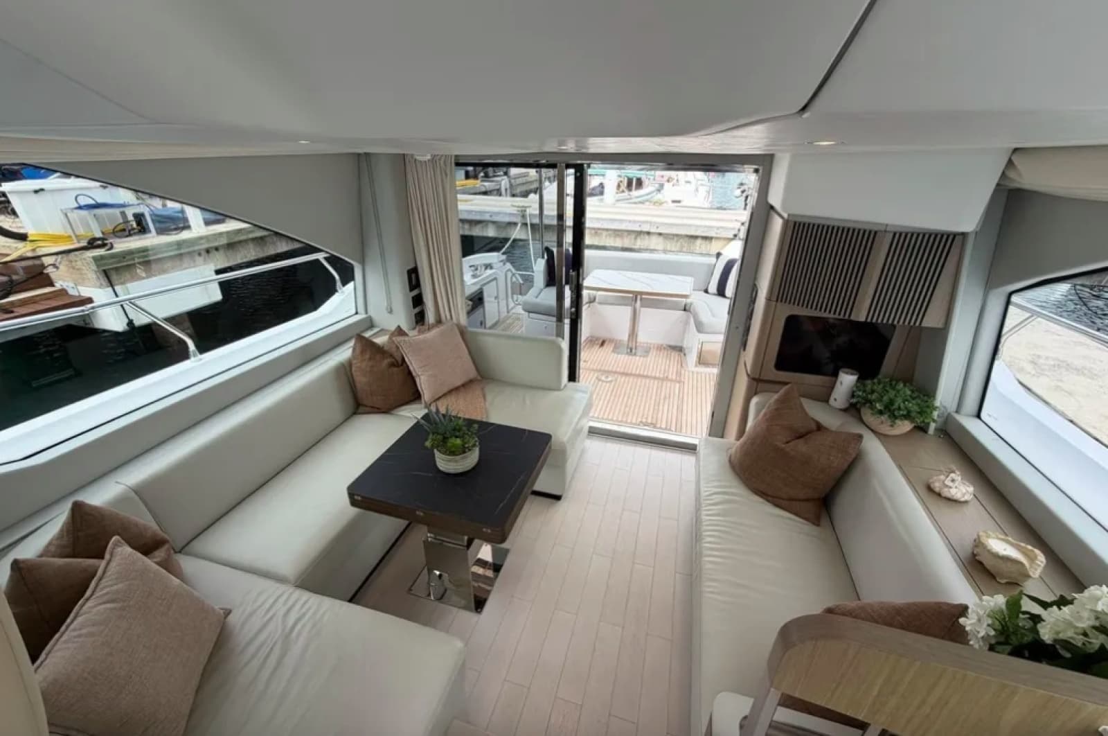 2024 Azimut 50 Fly - Photo 3