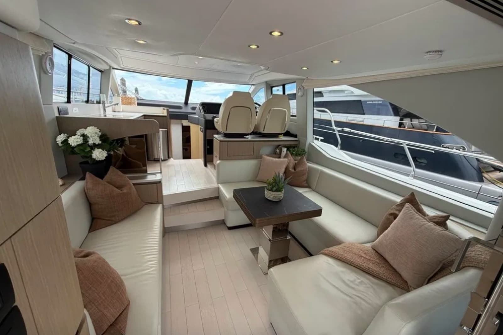 2024 Azimut 50 Fly - Photo 2