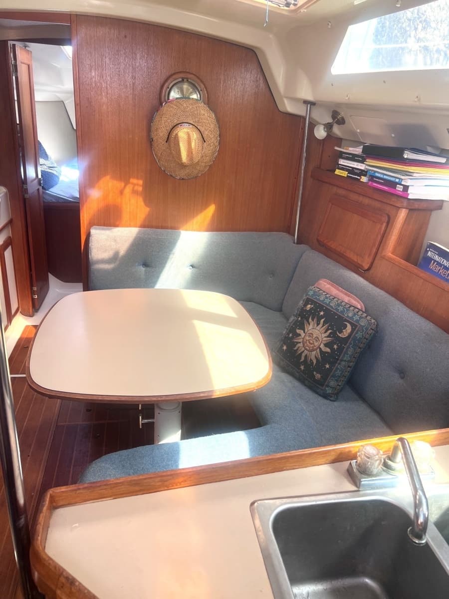1992 Hunter 33.5 - Photo 4