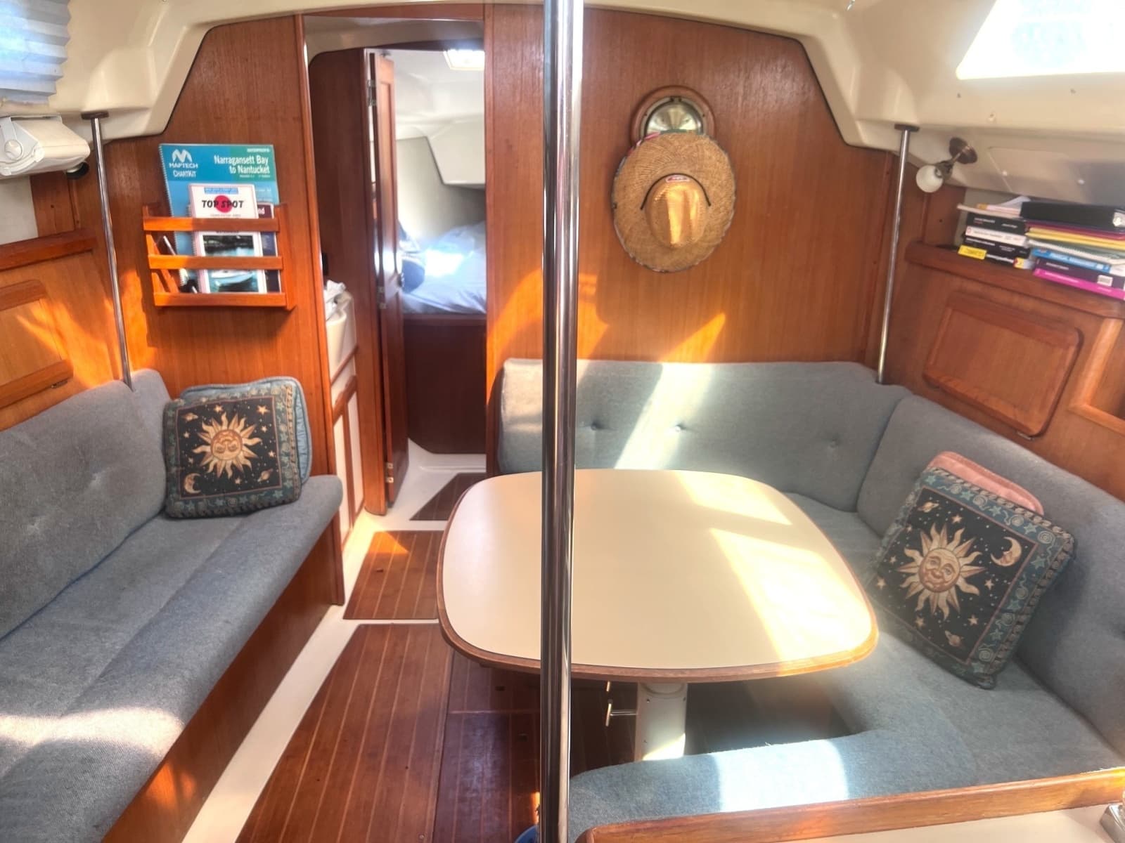 1992 Hunter 33.5 - Photo 3