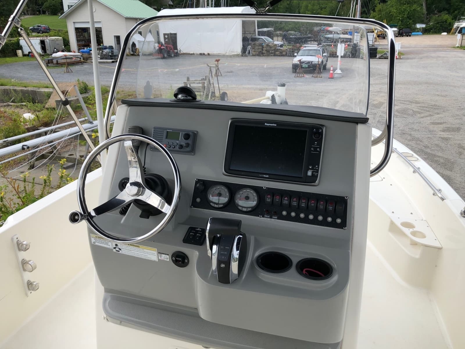 2015 Boston Whaler 210 Dauntless - Photo 10
