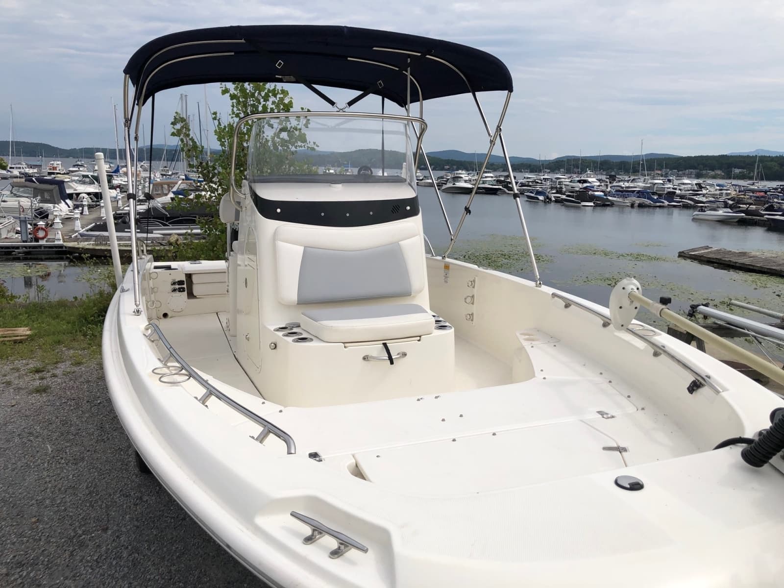 2015 Boston Whaler 210 Dauntless - Photo 4