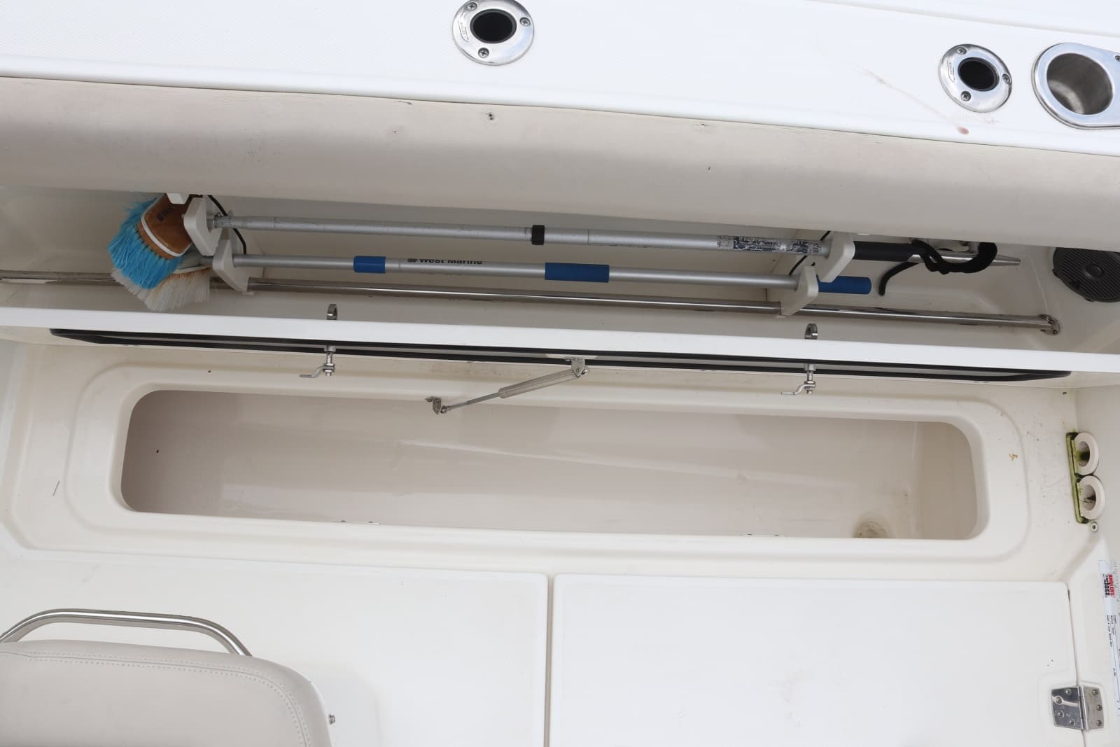 2013 Boston Whaler Outrage - Photo 10
