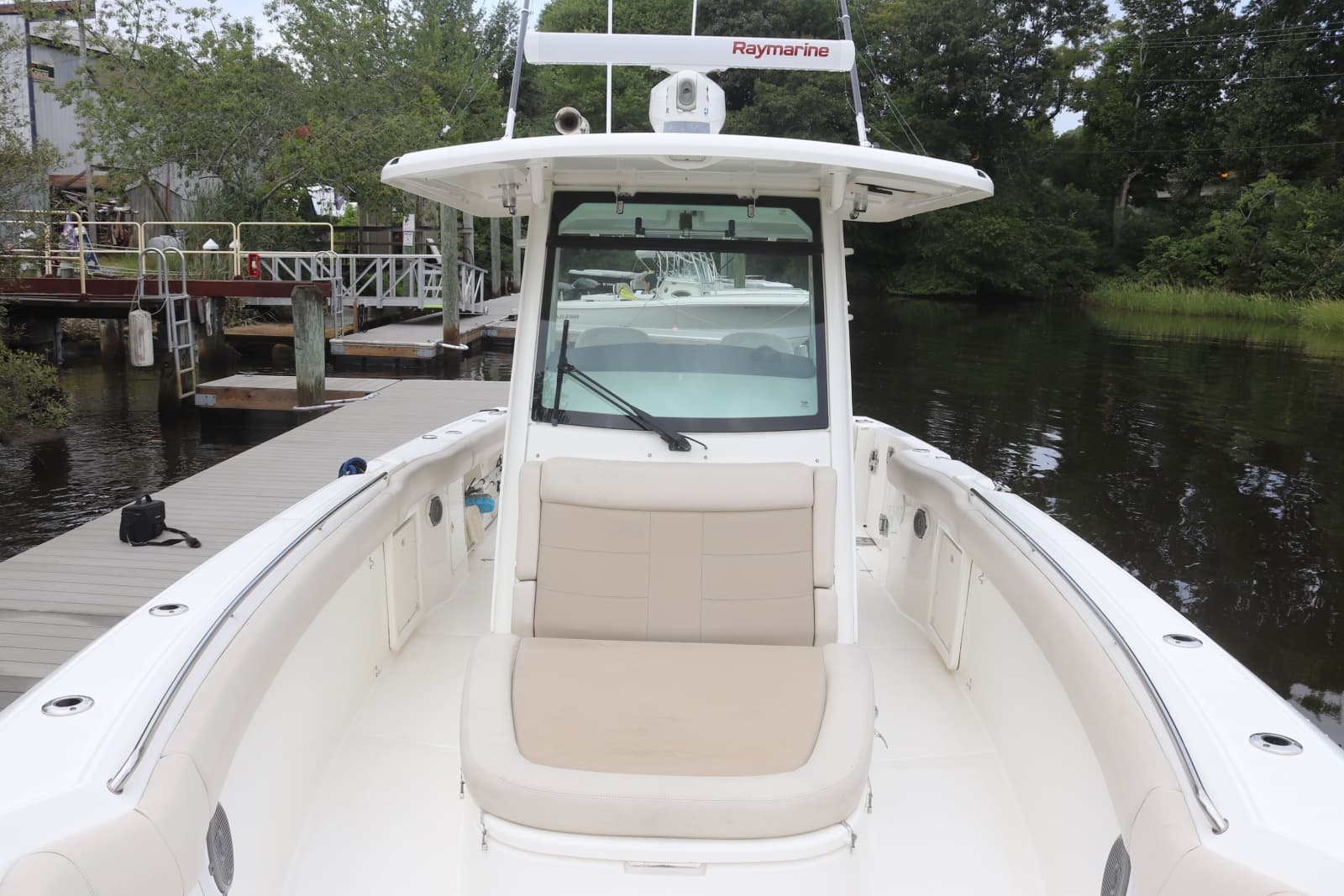 2013 Boston Whaler Outrage - Photo 4