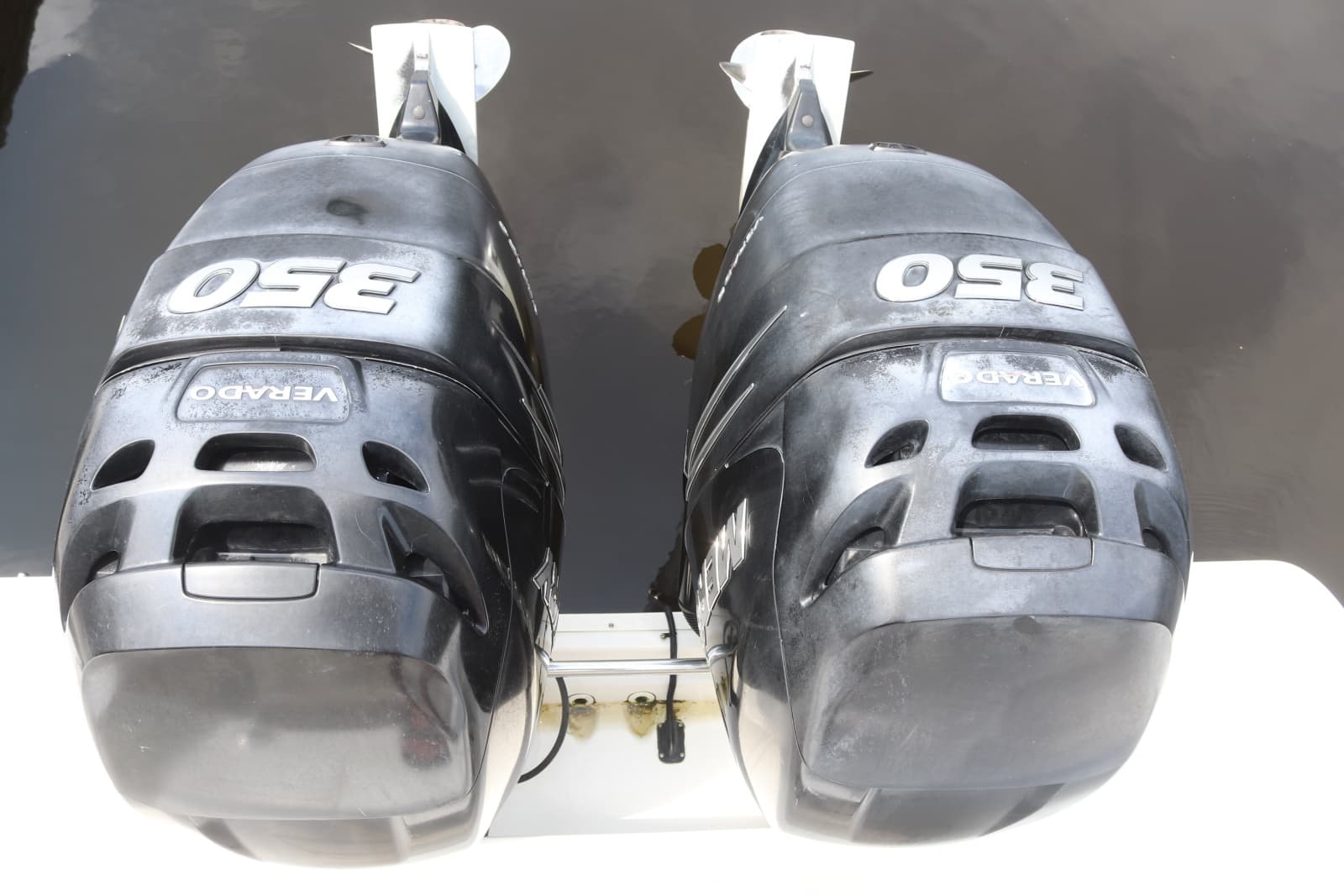 2013 Boston Whaler Outrage - Photo 37